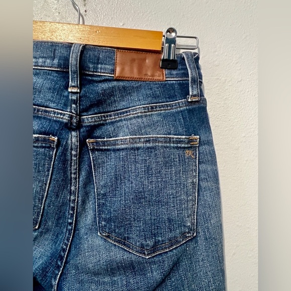Madewell 9" High-Rise Distressed Skinny Jean - Size 24 - Picture 10 of 13